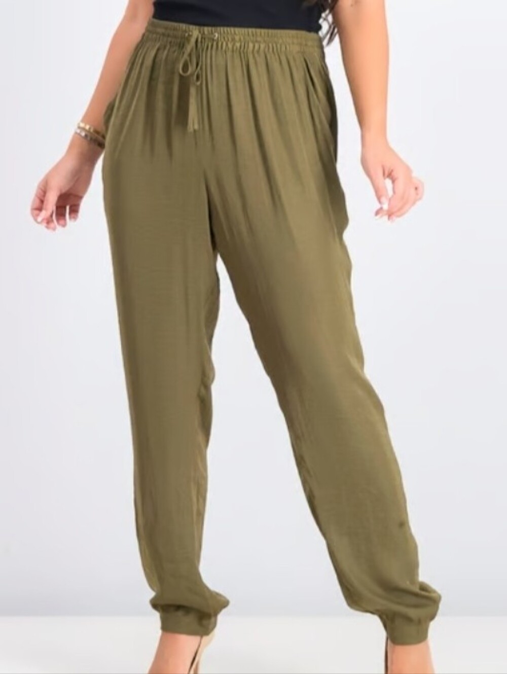 Vince Camuto Olive Green Jogger Pants – Size Large